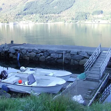 Lodger Hustadnes Fjordhytter Orsta