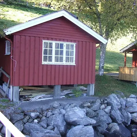 Hustadnes Fjordhytter Orsta