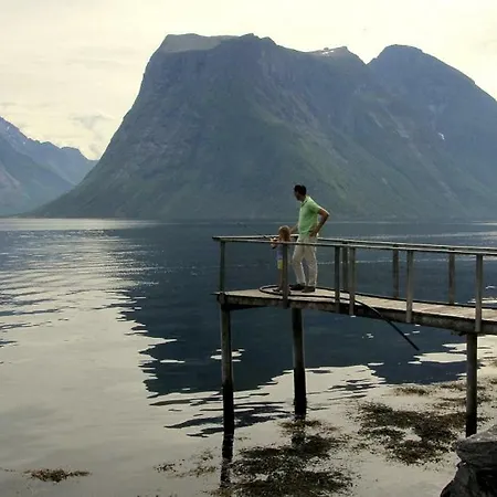 Hustadnes Fjordhytter Hytte *